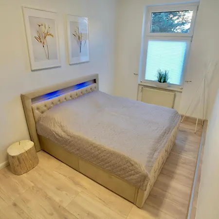 Apartment Citynah, Geraeumig, Wlan, Alles Neu, Vollausgestattet
