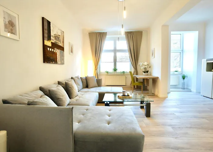 Citynah, Geraeumig, Wlan, Alles Neu, Vollausgestattet Apartament